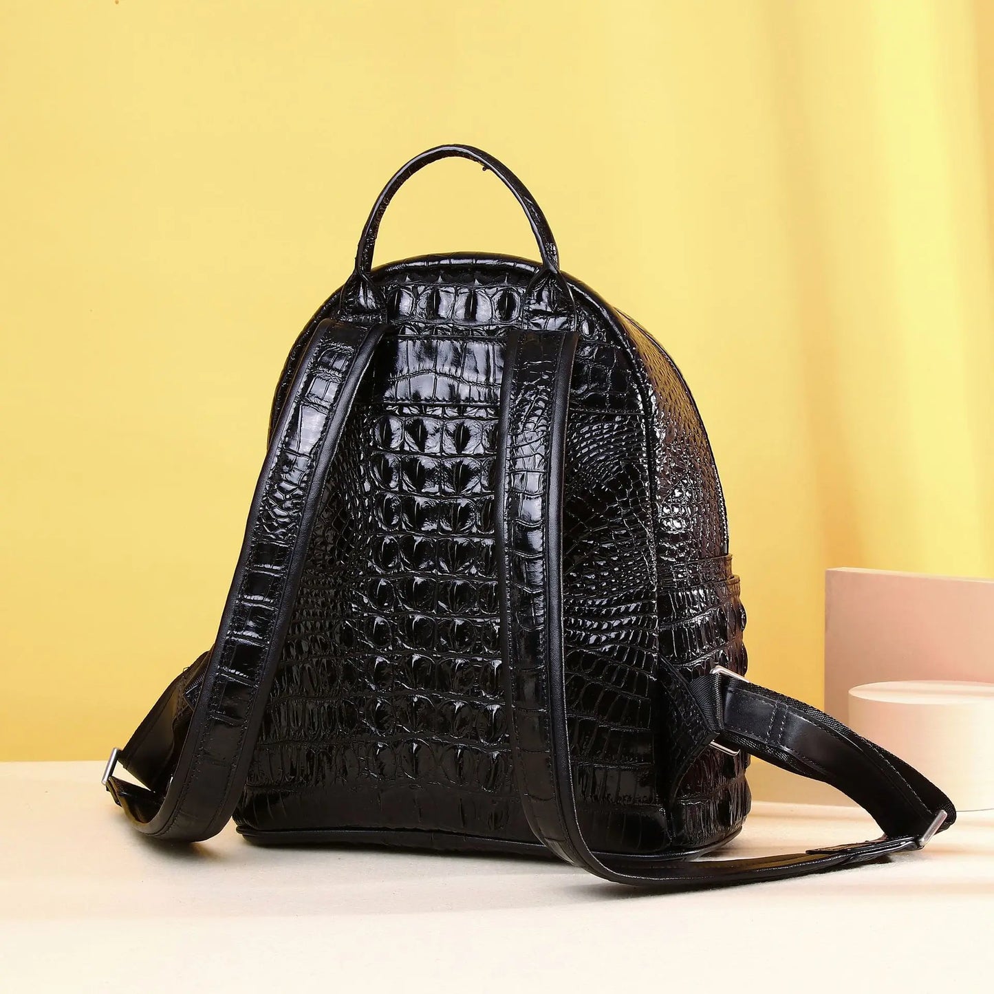 New Fashion Alligator Genuine Leather Women Backpacks Luxury Brand Female Real Natural Leather Girl Student Casual Backpack