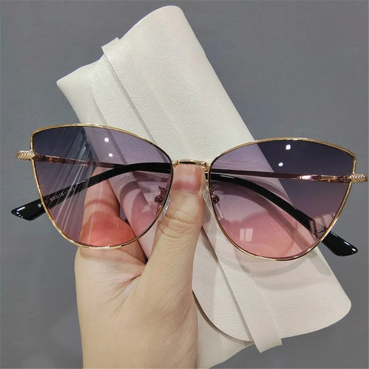 Hot Fashion Oversized Vintage Cat Eye Sunglasses Women Trending Summer Driving Eyewear Shades UV400 for Lady